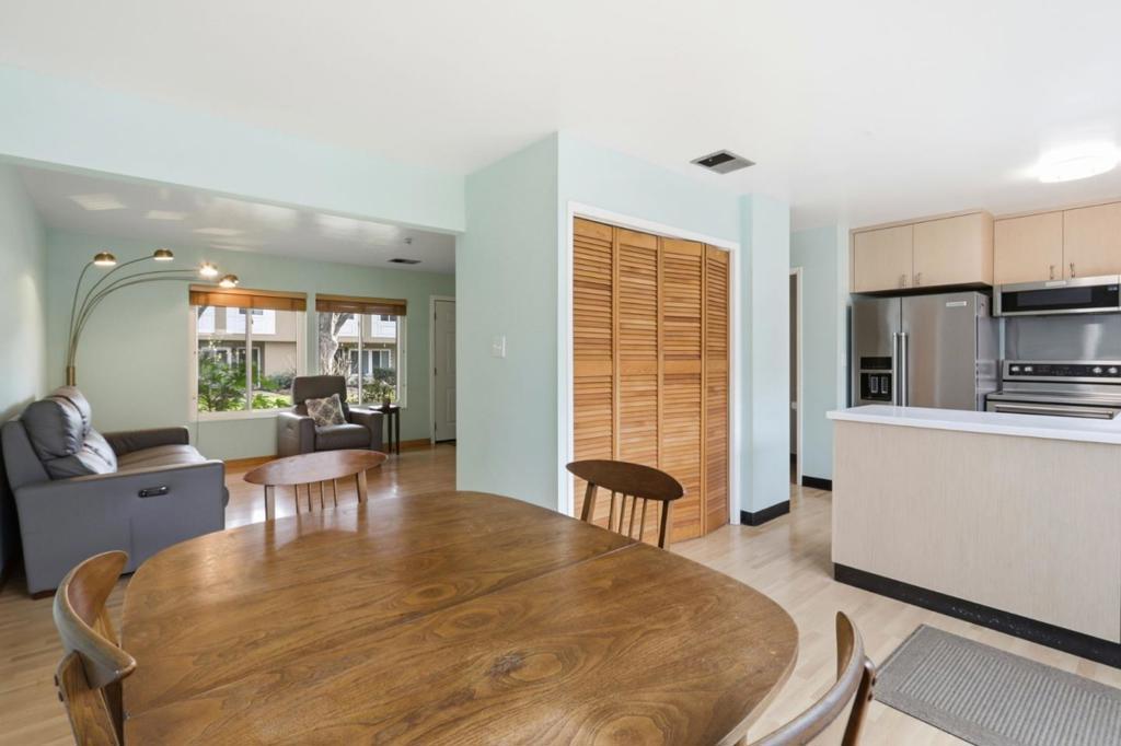 Photo of Listing #ML82030299