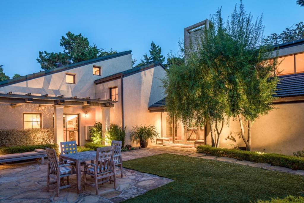 Photo of Listing #ML82030301