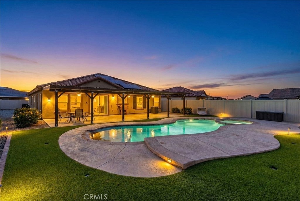 Photo of Listing #SR25281060