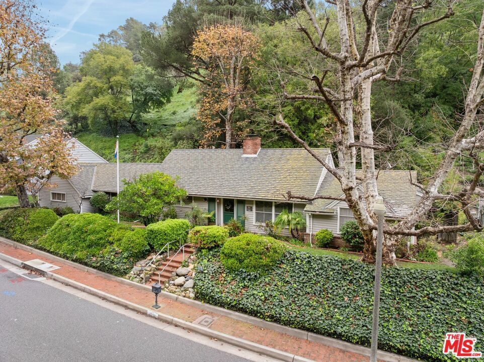 Photo of Listing #26633481