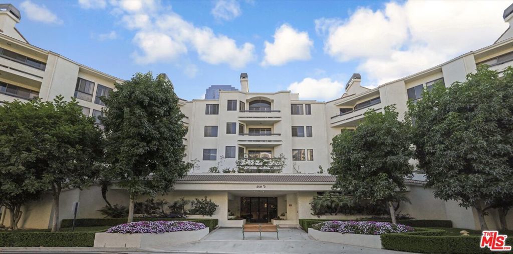 Photo of Listing #26633551