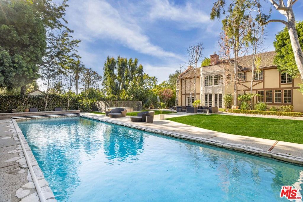 Photo of Listing #26632759