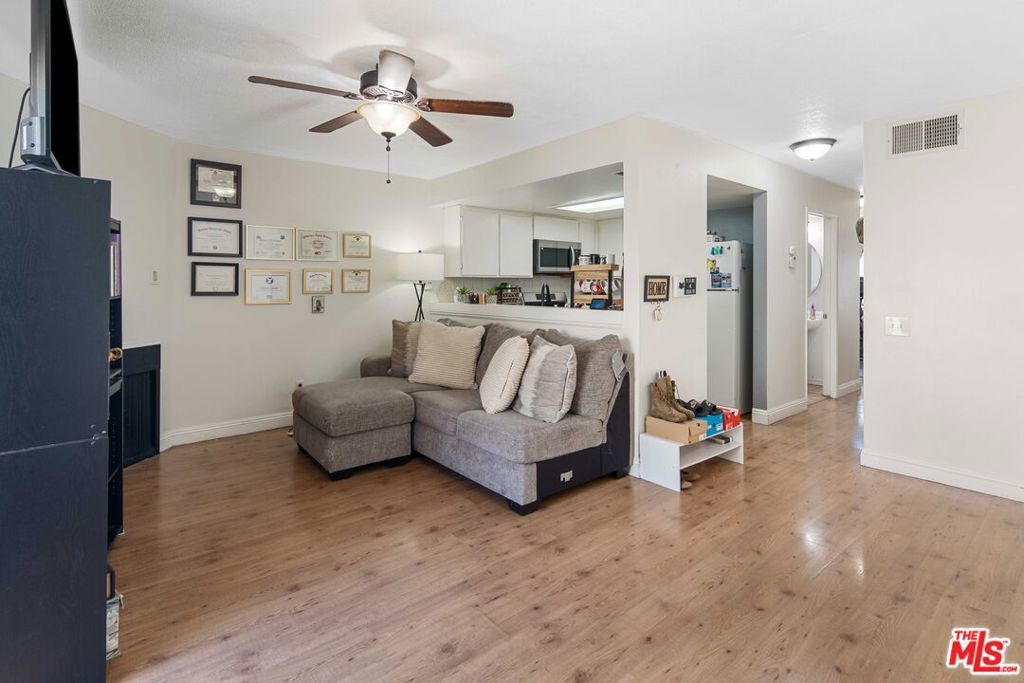 Photo of Listing #26633739