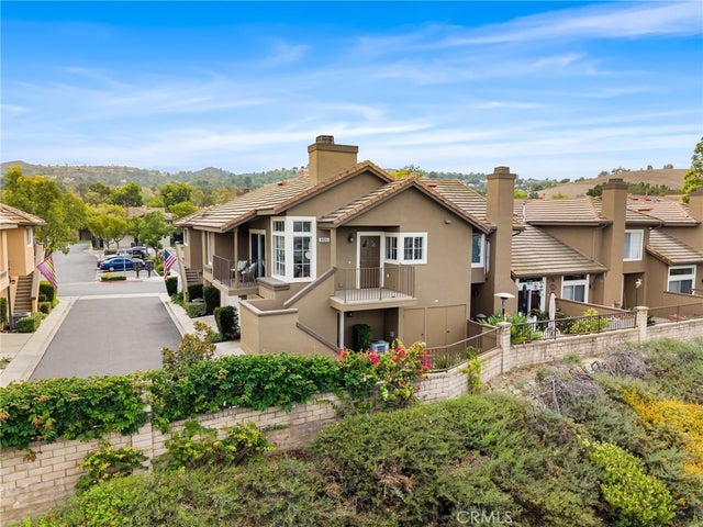 8123 E Oak Ridge Circle, Anaheim Hills