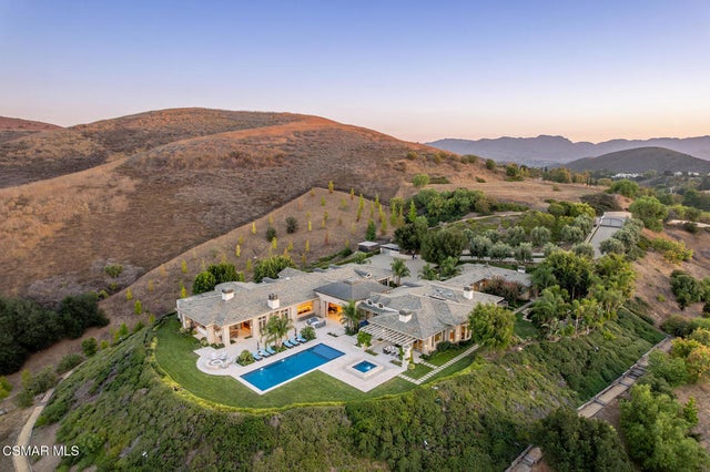 1300 Woodland Grove Court, Westlake Village