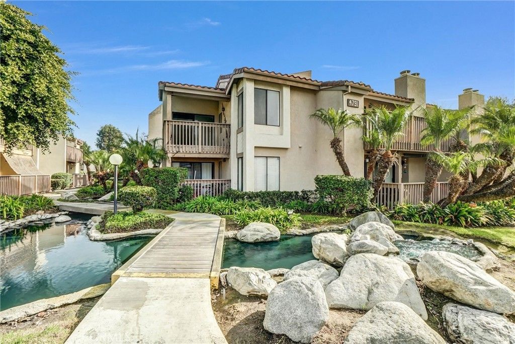 4791 Lago Drive # 200, Huntington Beach