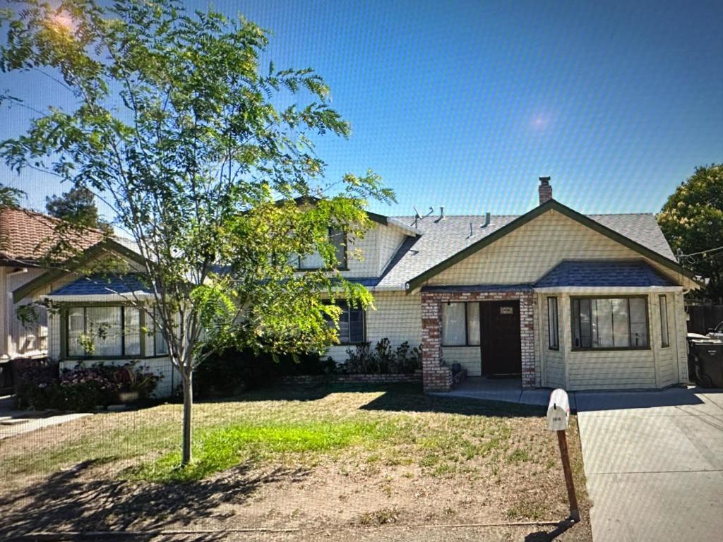 Photo of Listing #ML82030392