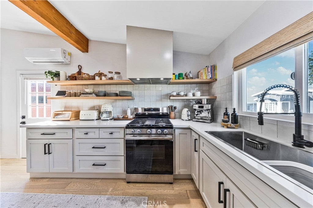 Photo of Listing #DW26003570