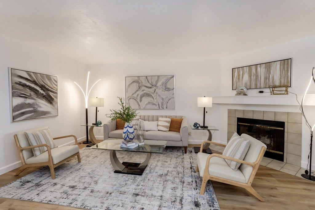 Photo of Listing #41120157