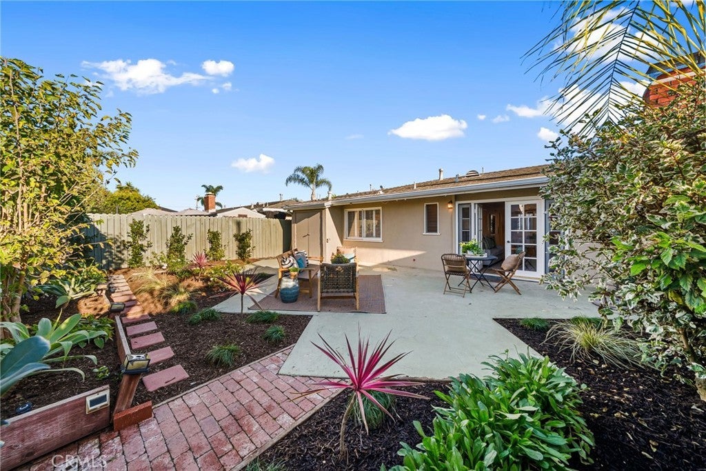 1741 Tustin Avenue # 11a, Costa Mesa