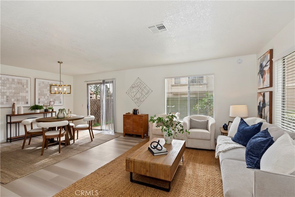 Photo of Listing #CV26001790