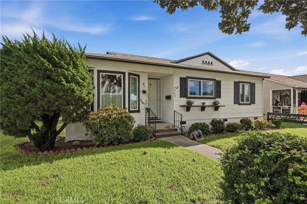 Photo of Listing #PW25282357