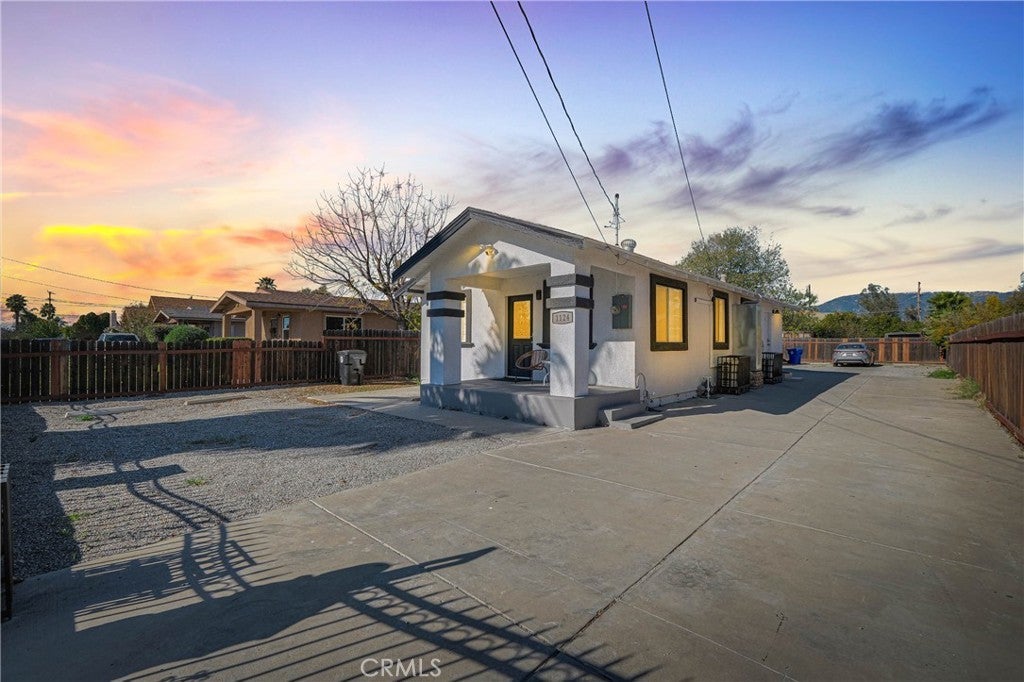 Photo of Listing #IV26003934