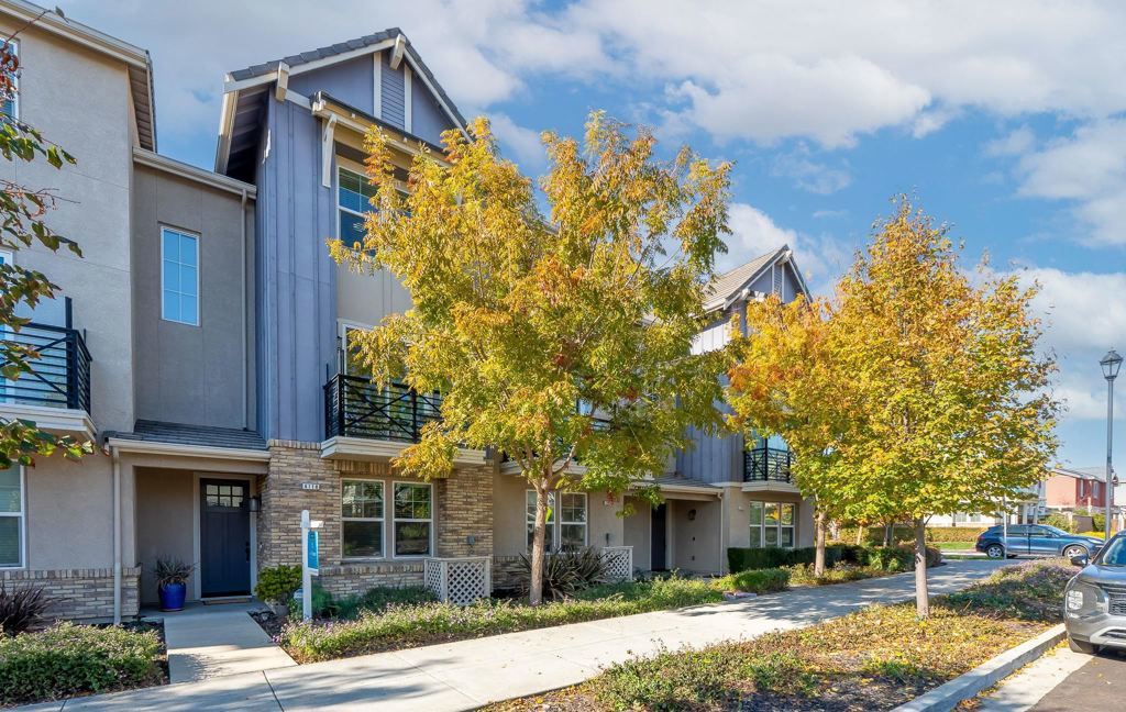 Photo of Listing #41120238