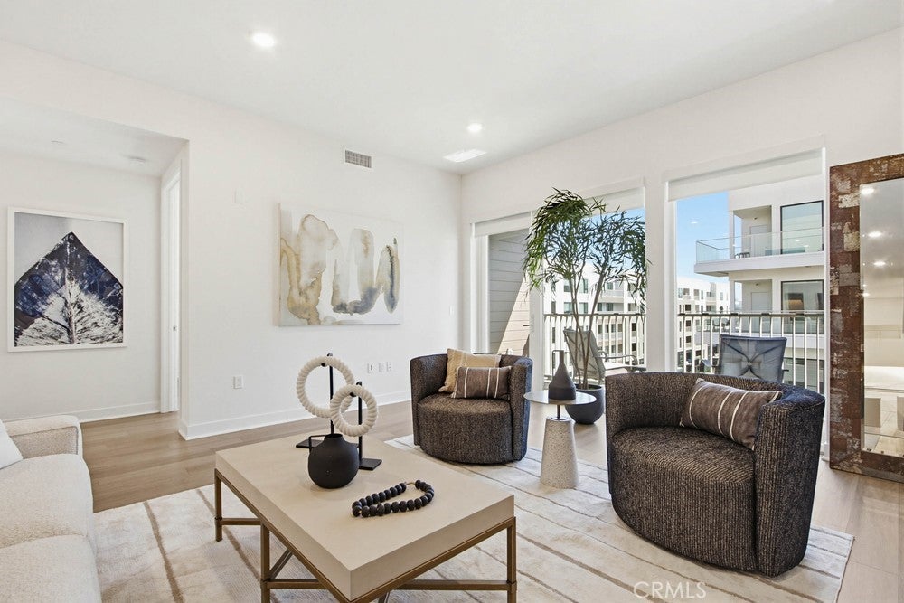 Photo of Listing #NP26001560