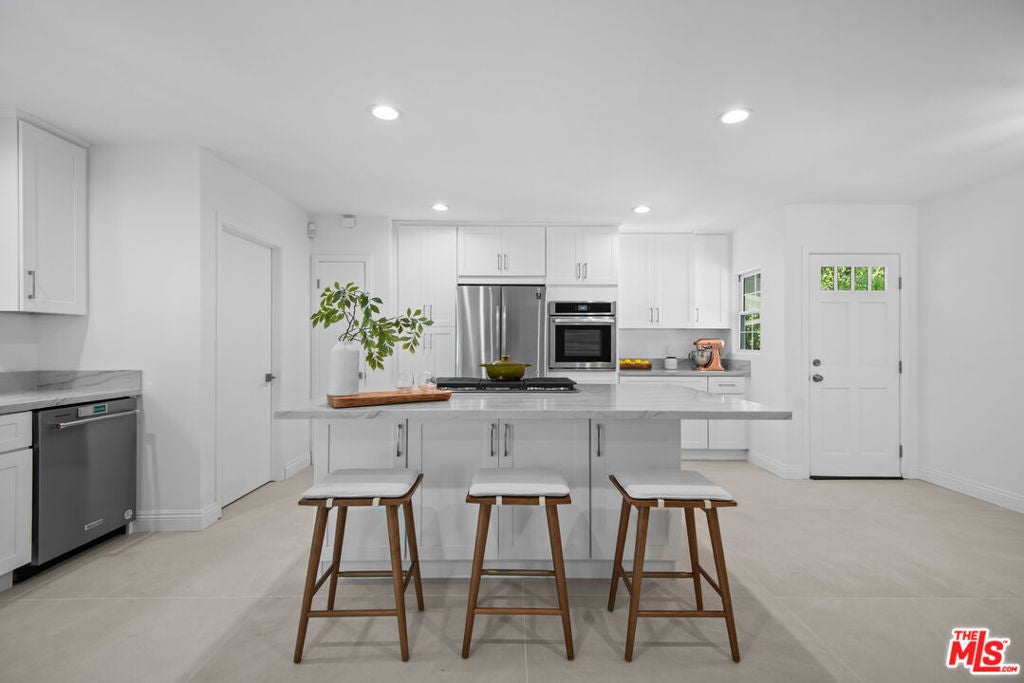 Photo of Listing #26633489