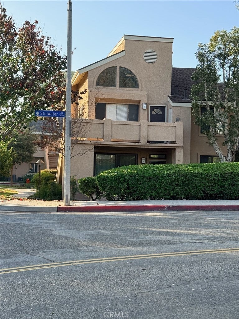 5722 Stillwater, Orange