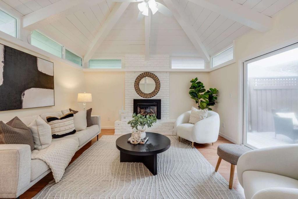 Photo of Listing #ML82030597