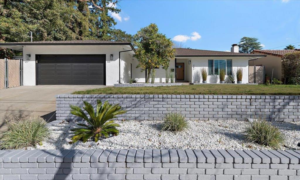 Photo of Listing #ML82030595