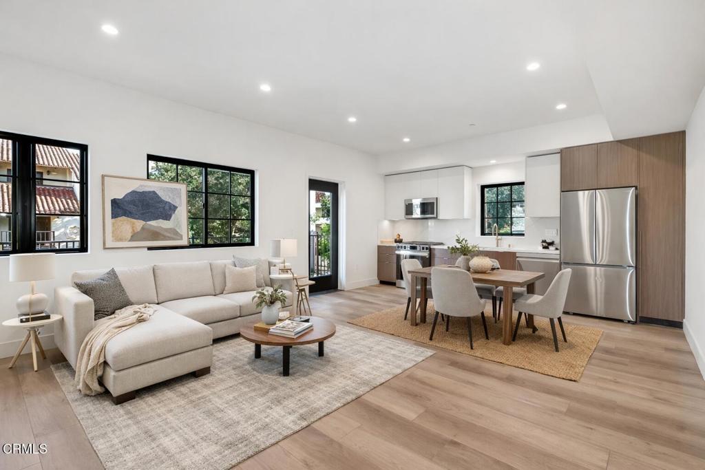 Photo of Listing #P1-25355