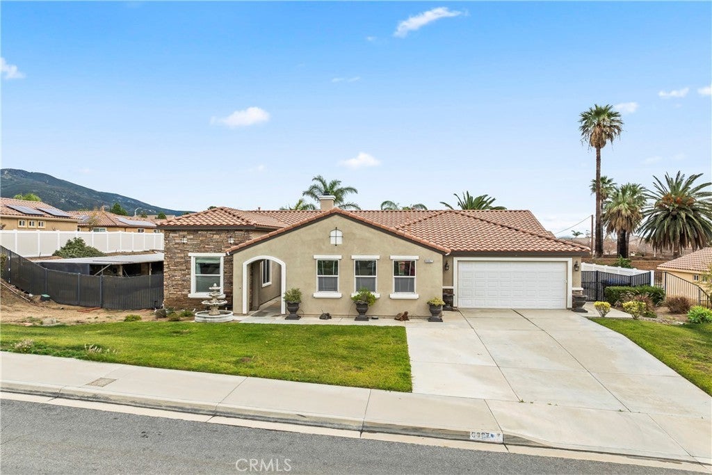 Photo of Listing #IV26004500