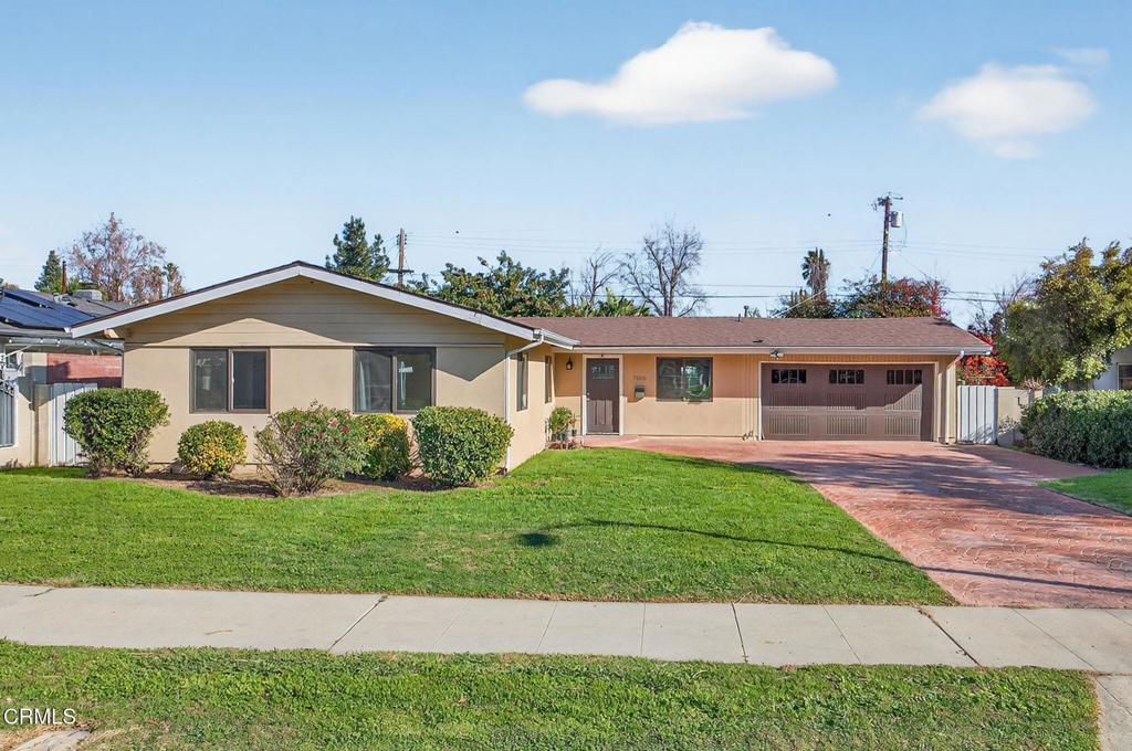 Photo of Listing #V1-34000