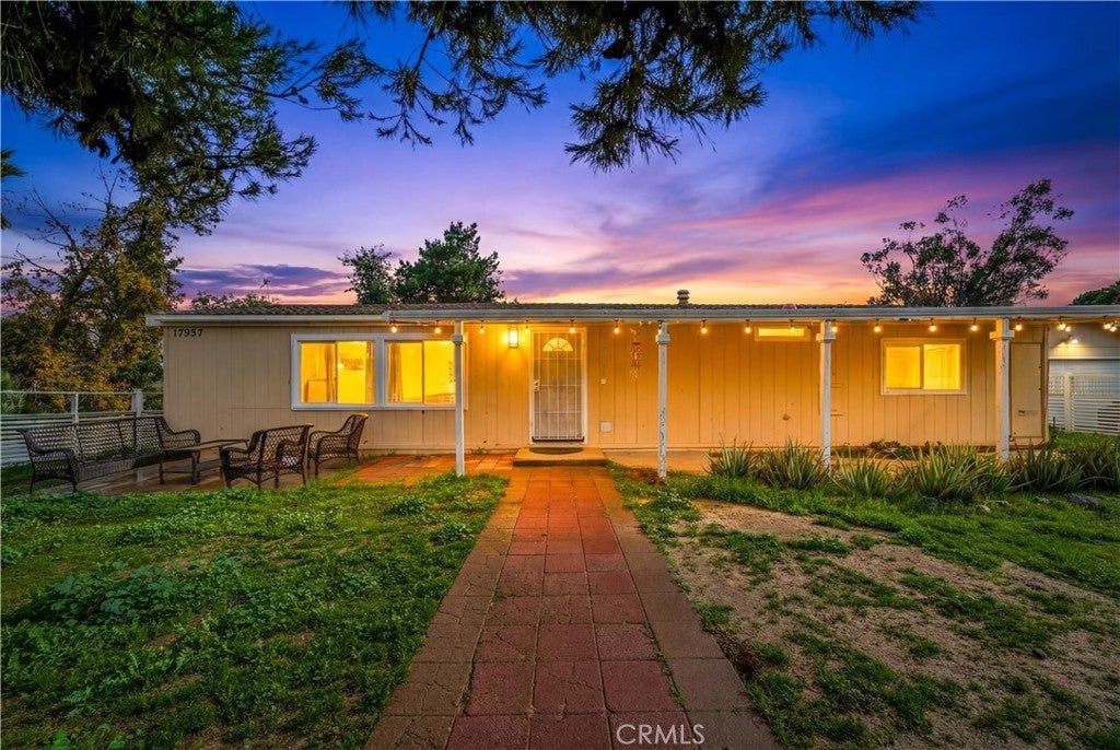 Photo of Listing #SW25281538