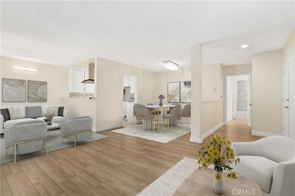 5651 Sumner Way 310, Culver City