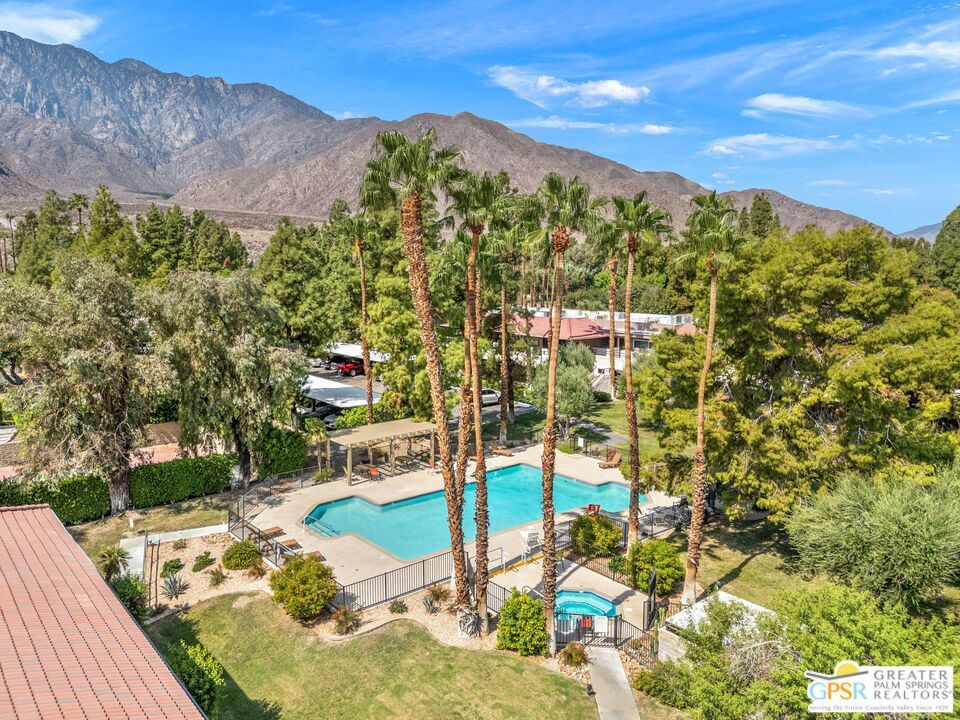 575 N Villa Court # 204, Palm Springs