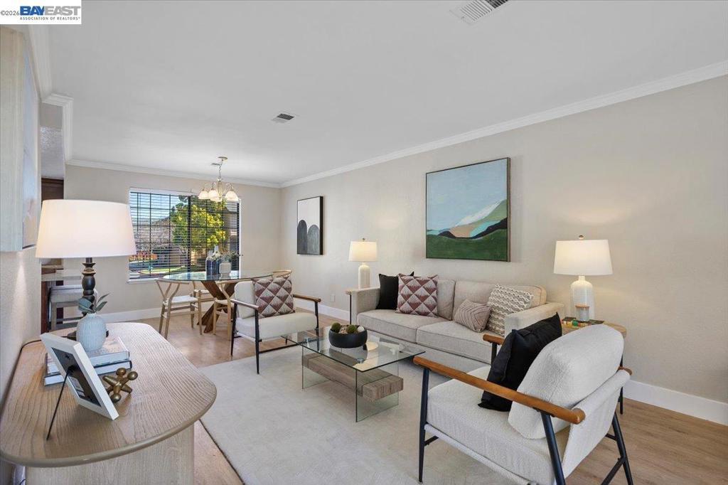 Photo of Listing #41120417