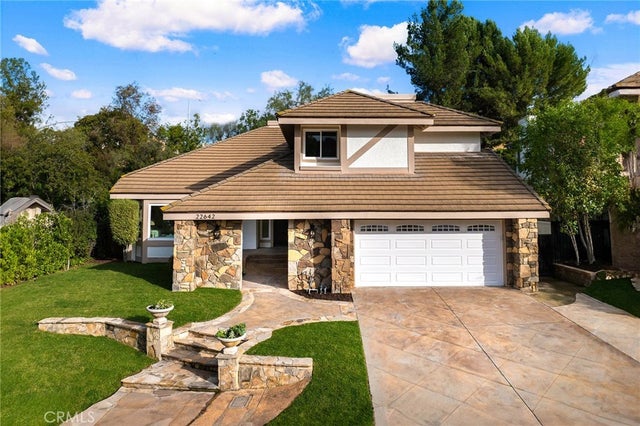 22642 Barlovento, Mission Viejo
