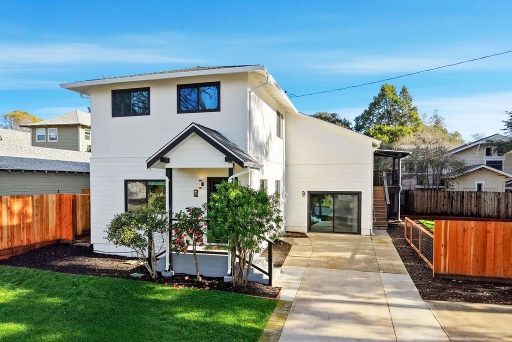 Photo of Listing #41120430