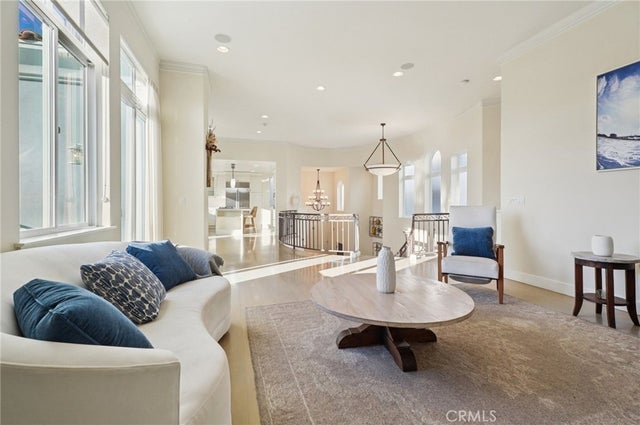 654 5th Street, Hermosa Beach.