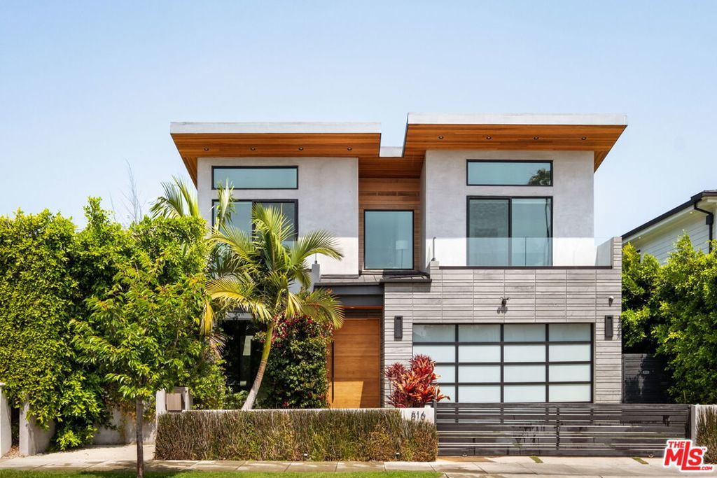 Photo of Listing #26635379