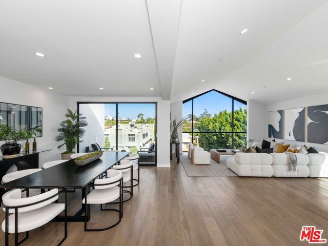 1017 N Croft Avenue # Ph2, West Hollywood