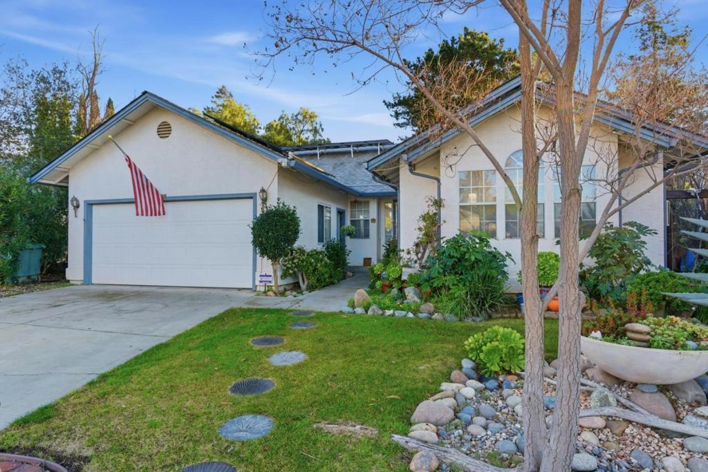 Photo of Listing #ML82030781