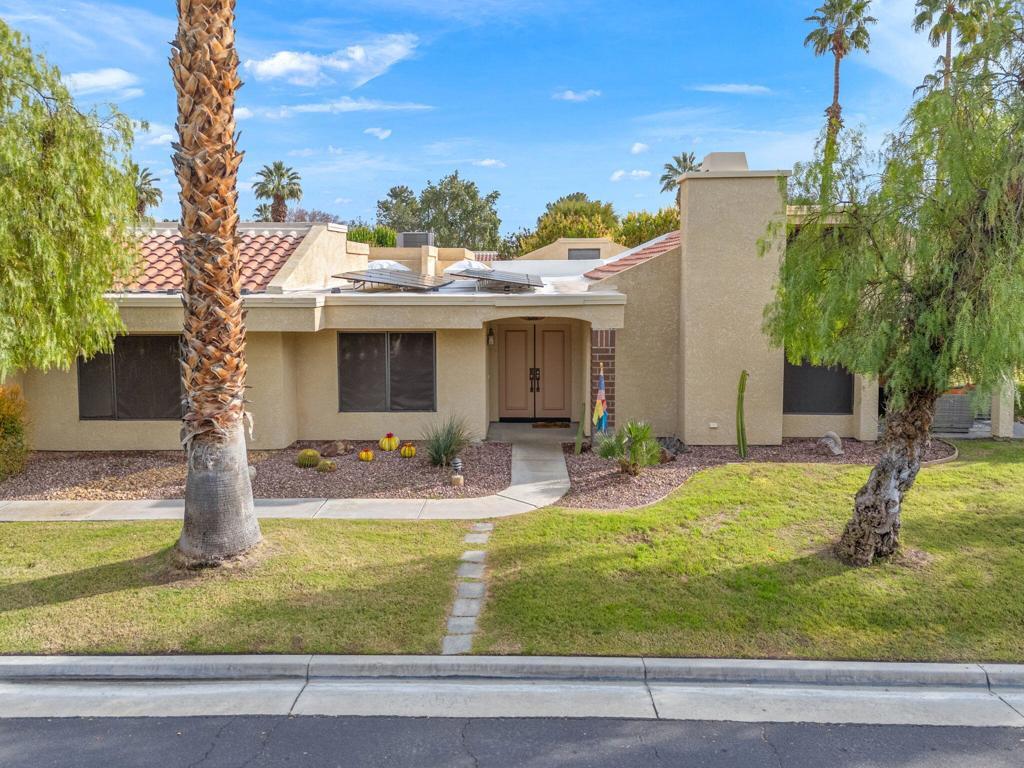 6733 Harwood Circle, Palm Springs
