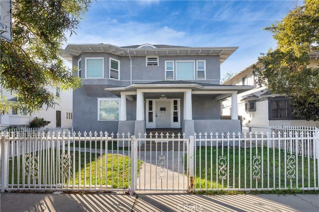 2641 S Catalina Street, Los Angeles