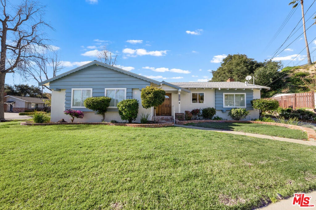 Photo of Listing #26635687