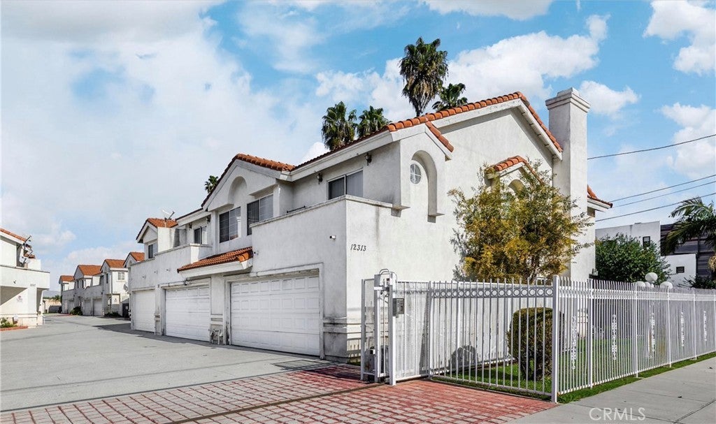 Photo of Listing #PW26005952