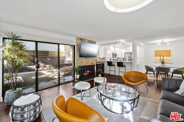 950 N Kings Road # 260, West Hollywood