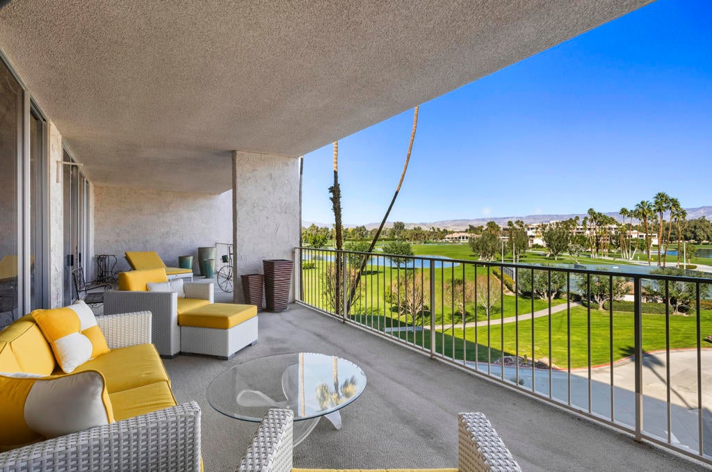 899 Island Drive # 402, Rancho Mirage