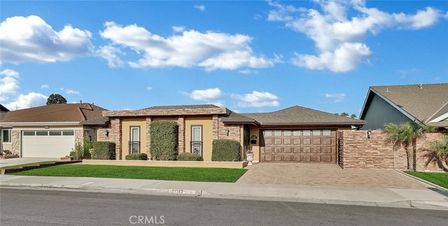 21382 Lemontree, Huntington Beach