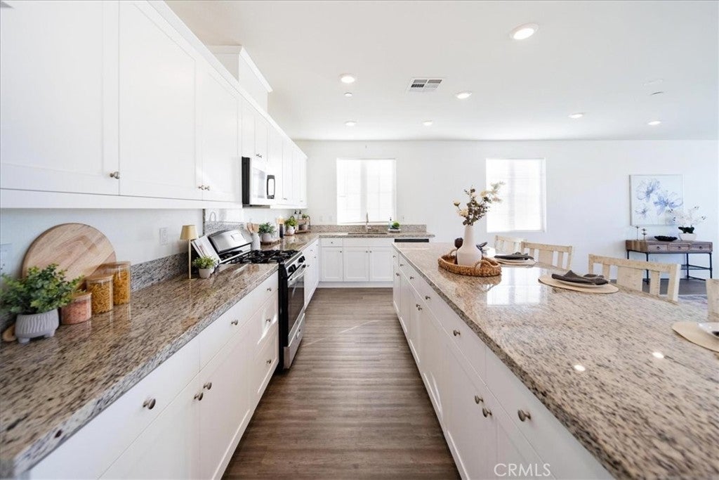 Photo of Listing #SW26005962