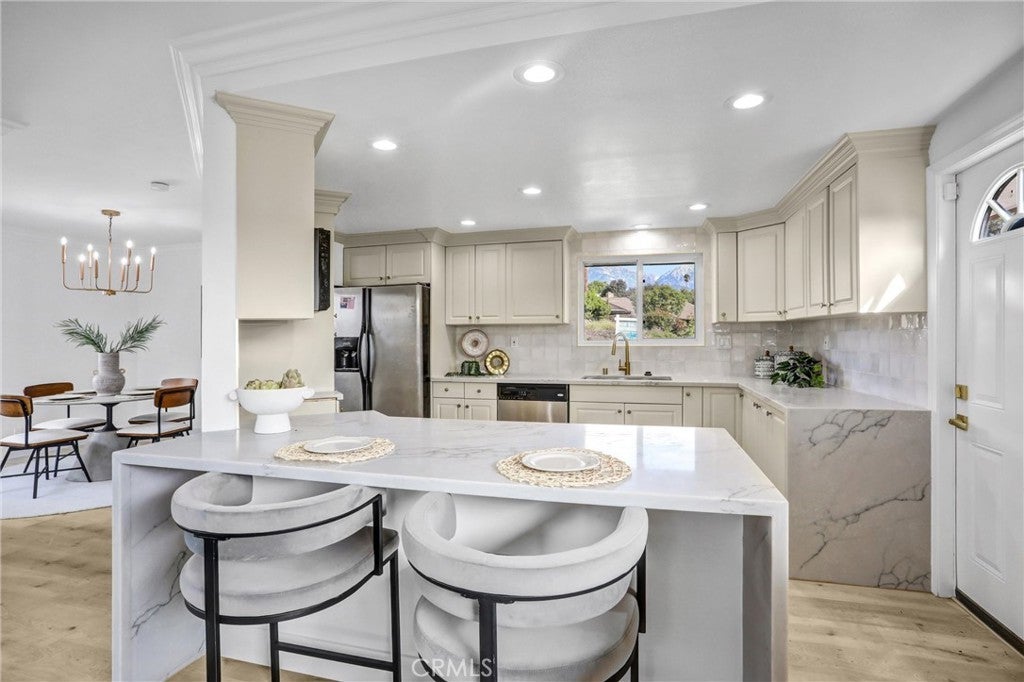 Photo of Listing #OC26005706