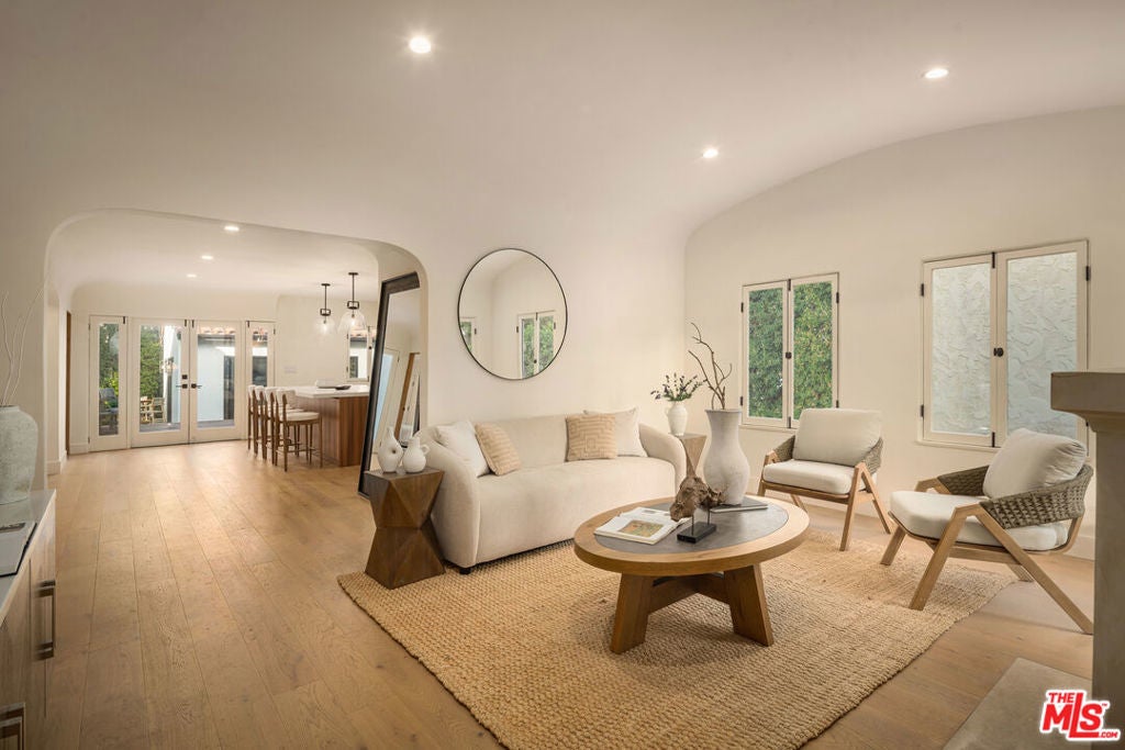 Photo of Listing #26634243