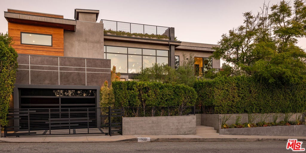 Photo of Listing #26635711