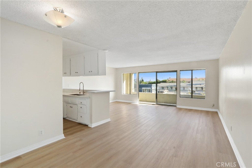 Photo of Listing #PW26005933