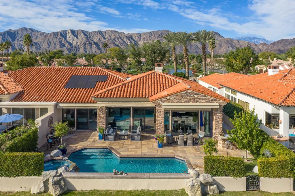 50940 Mango, La Quinta