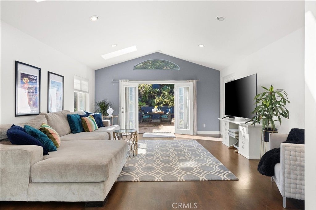 Photo of Listing #SB26006641